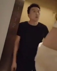 九游游戏中心-女子酒店抓获丈夫出轨，无法容忍不戴避孕套，丈夫：她是我朋友